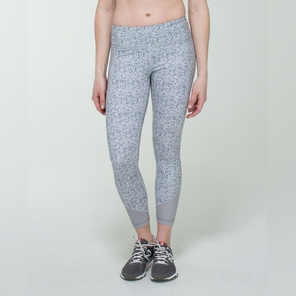 Lululemon Pace Queen Tight - Picture 2 of 10